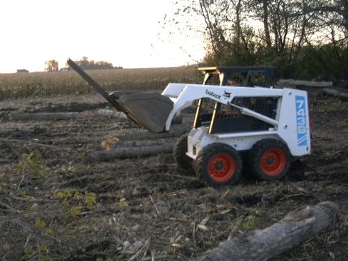 bobcat%20743b%20logging%20side%20view%203.jpg