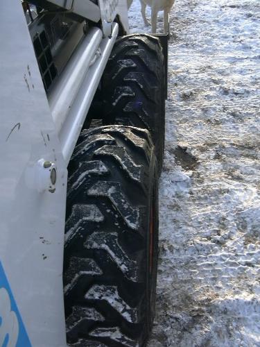 bobcat%20743b%20new%20tires.jpg