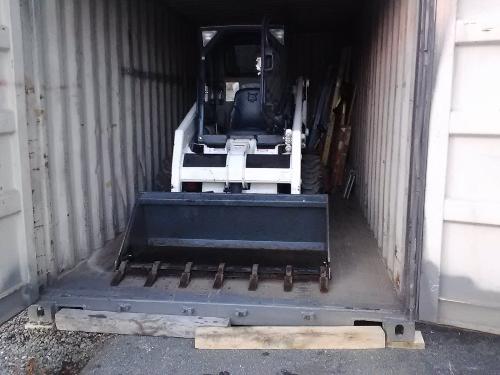 Ancomcab 630 Bobcat in container.jpg