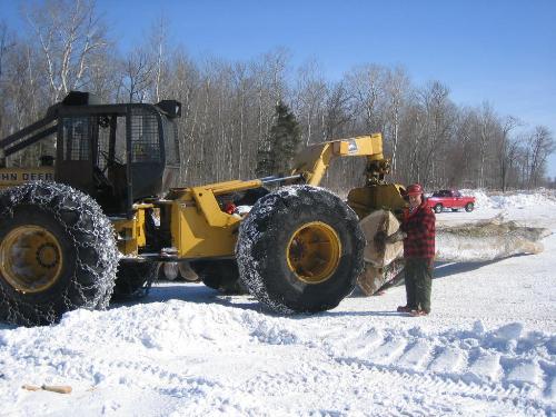 Ash veneer logging IMG_0669.JPG