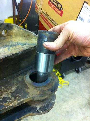 Bob tach pins bushings replace IMG_0981small.jpg