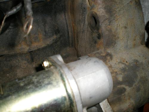 Bobcat 853 flywheel Housing and starter IMGP0348.JPG