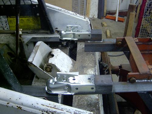 home made Backhoe Upper Stabilizer brackets IM000288.JPG