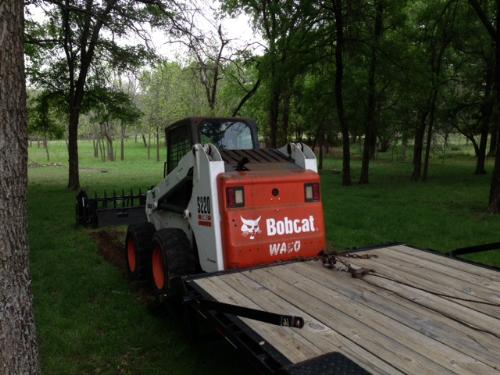 S 220 Bobcat 1 ramp.JPG